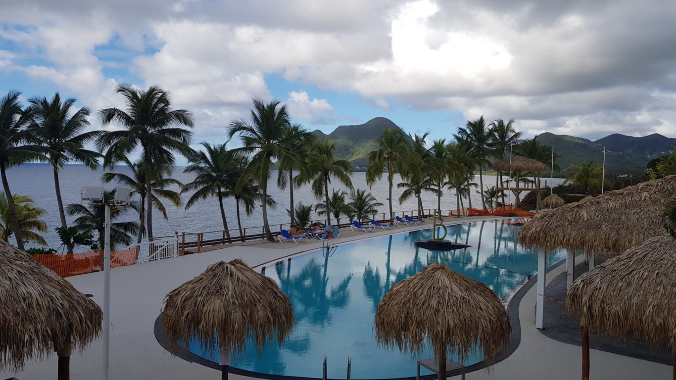 Vue d'ensemble de la piscine Black Diamand